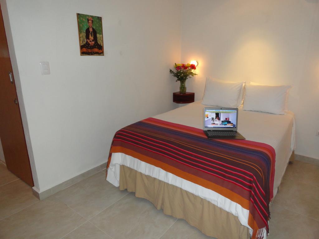 The Happy House Hostel Phnom Penh Ruang foto