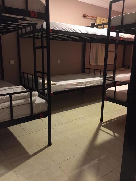 The Happy House Hostel Phnom Penh Ruang foto