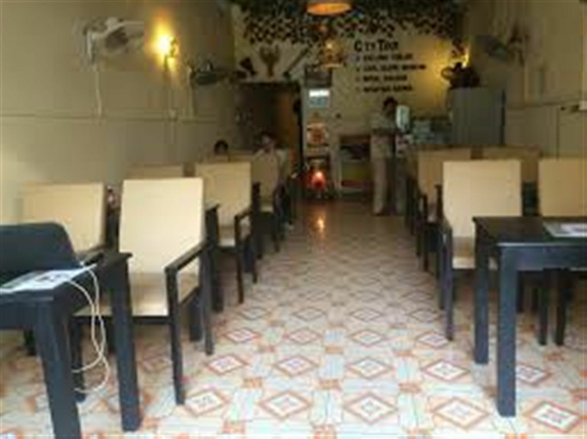 The Happy House Hostel Phnom Penh Bagian luar foto